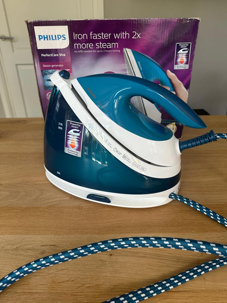 Philips PerfectCare Viva Stoomstrijkijzer GC7055/20-B, Ophalen of Verzenden, Zo goed als nieuw, Strijkijzer met snoer