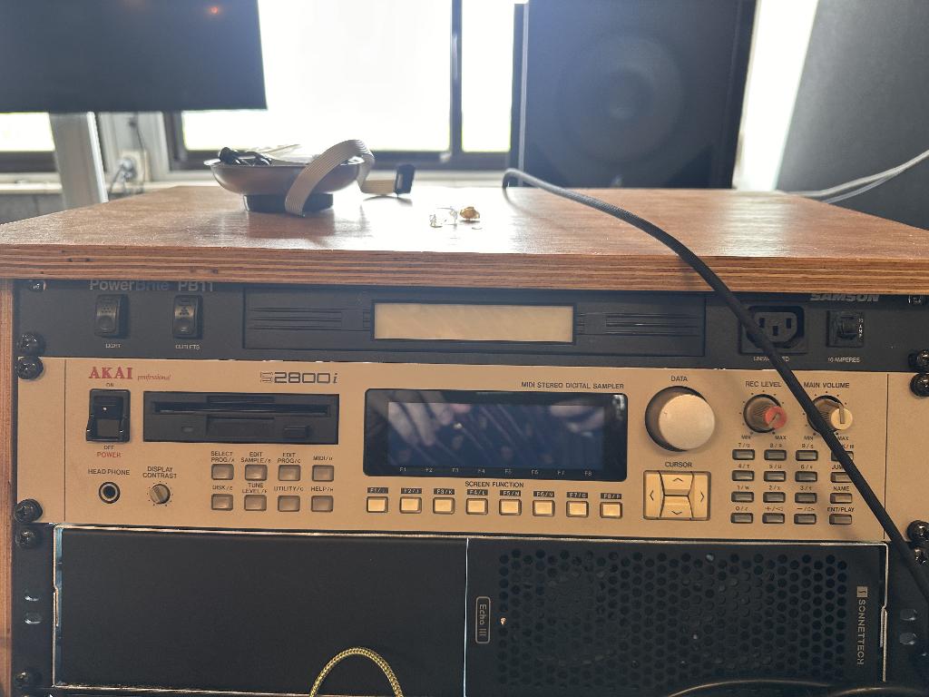 Akai S2800-i, Ophalen of Verzenden, Gebruikt