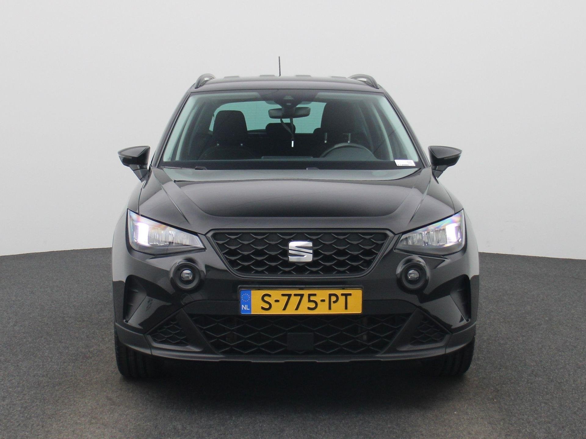 SEAT Arona 1.0 TSI Style Business Connect | STOELVERWARMING, Auto's, 12 maanden, Stof, Gebruikt, 95 pk