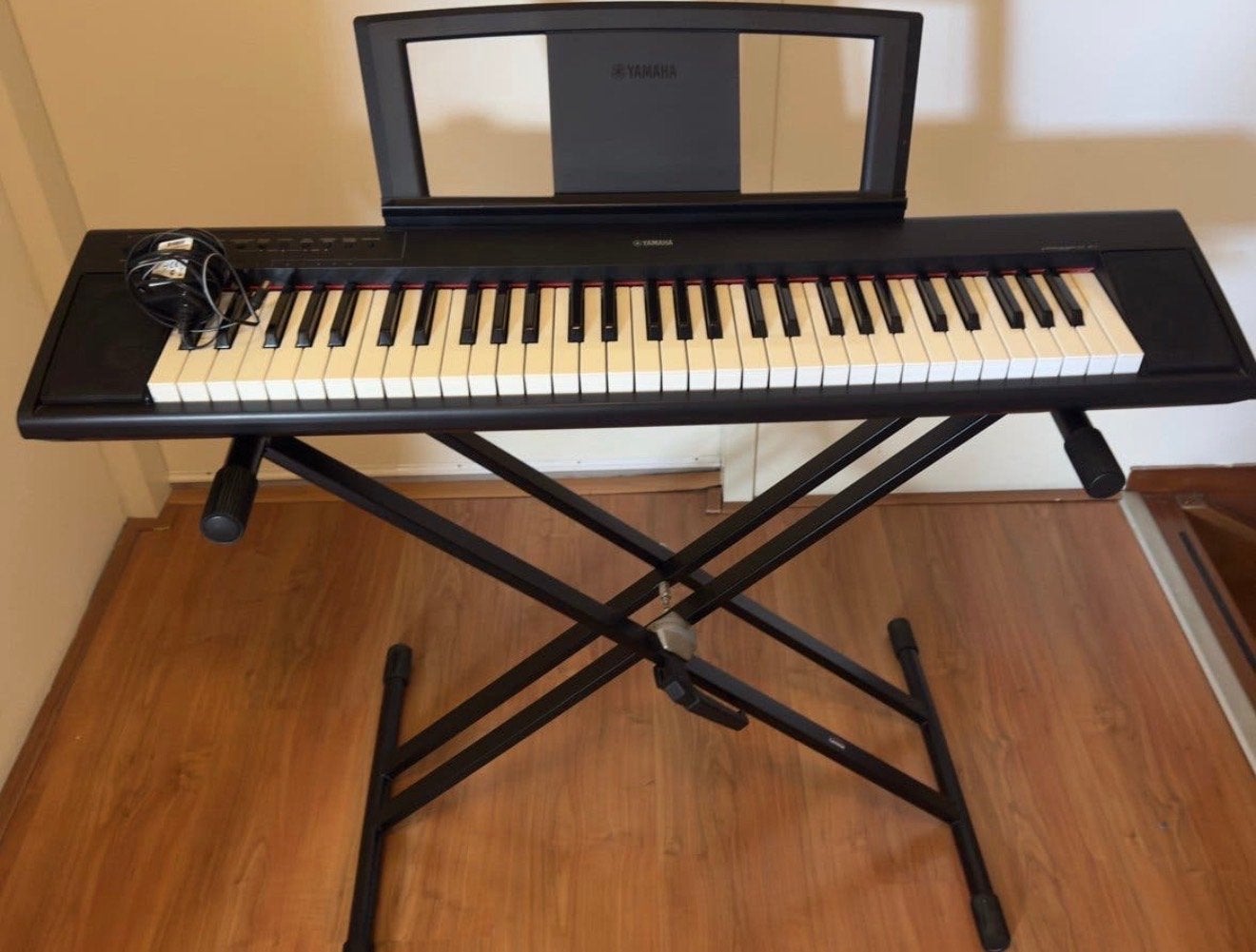 Yamaha Piaggero NP-11 Keyboard –Inclusief Standaard &adapter, Ophalen, 61 toetsen, Yamaha, Met standaard
