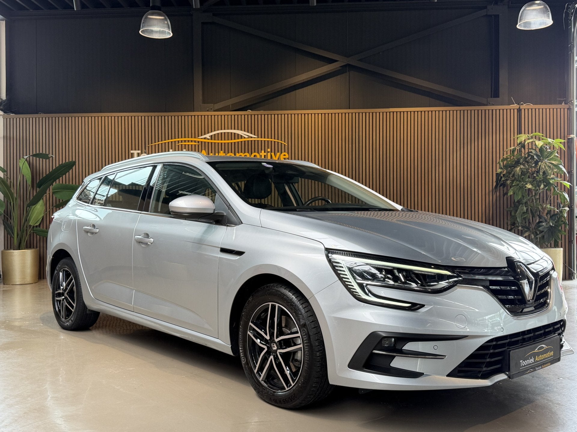 Renault Mégane Estate 1.6 E-Tech Plug-In Hybrid 160 Intens, Auto's, Gebruikt, 4 cilinders, Met garantie (alle), Plug-in hybride