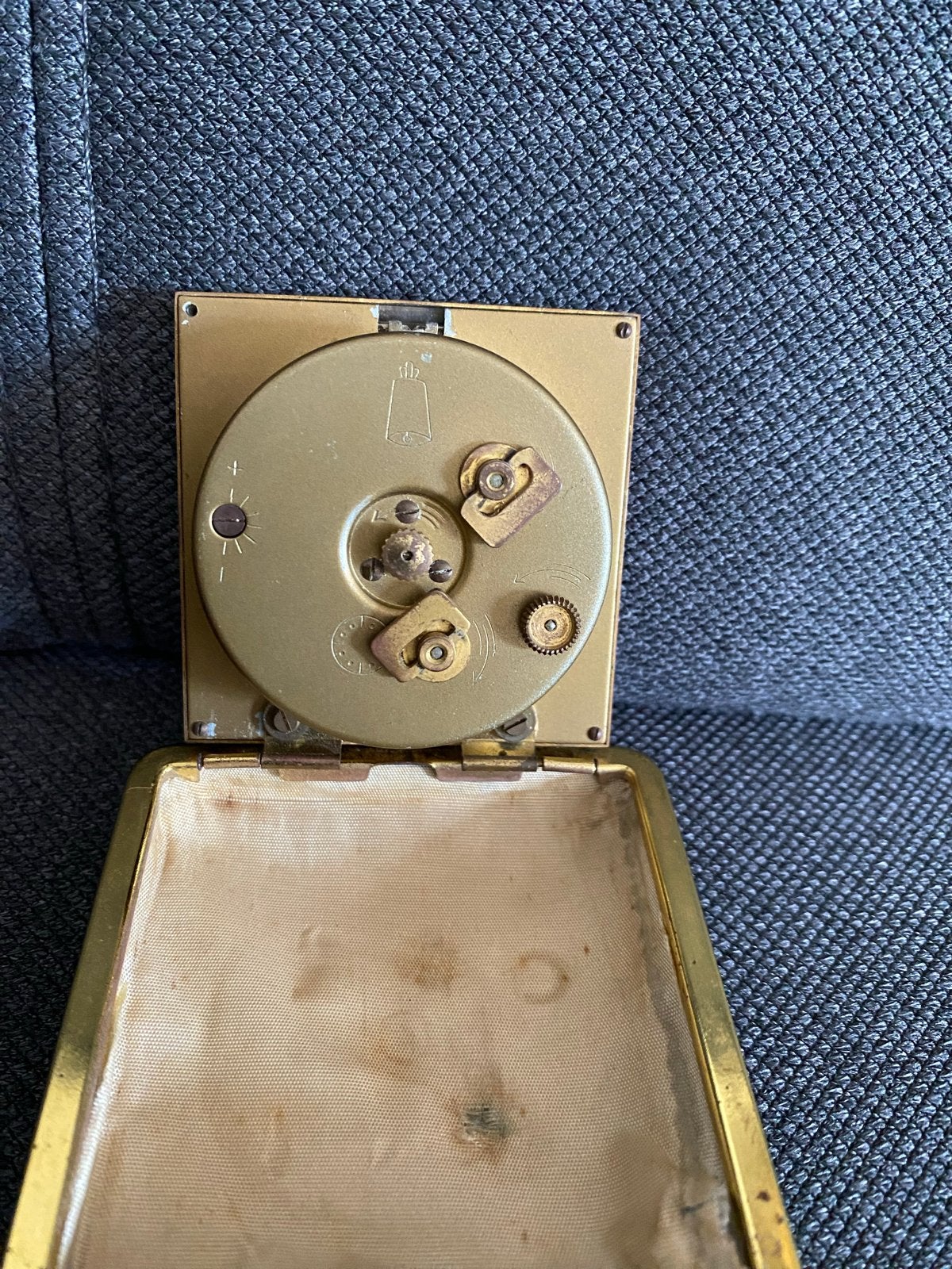 Vintage Kienzle reiswekker in lederen etui, Ophalen of Verzenden