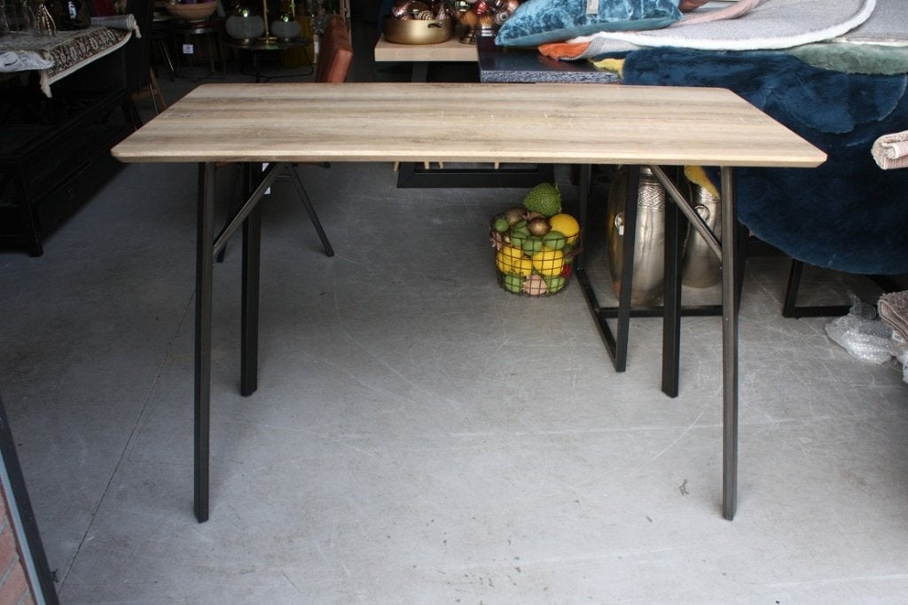 2 x hippe bartafel metaal houtlook 140x70 cm. statafel, Ophalen, 5 krukken of meer, Zo goed als nieuw, 90 cm of meer