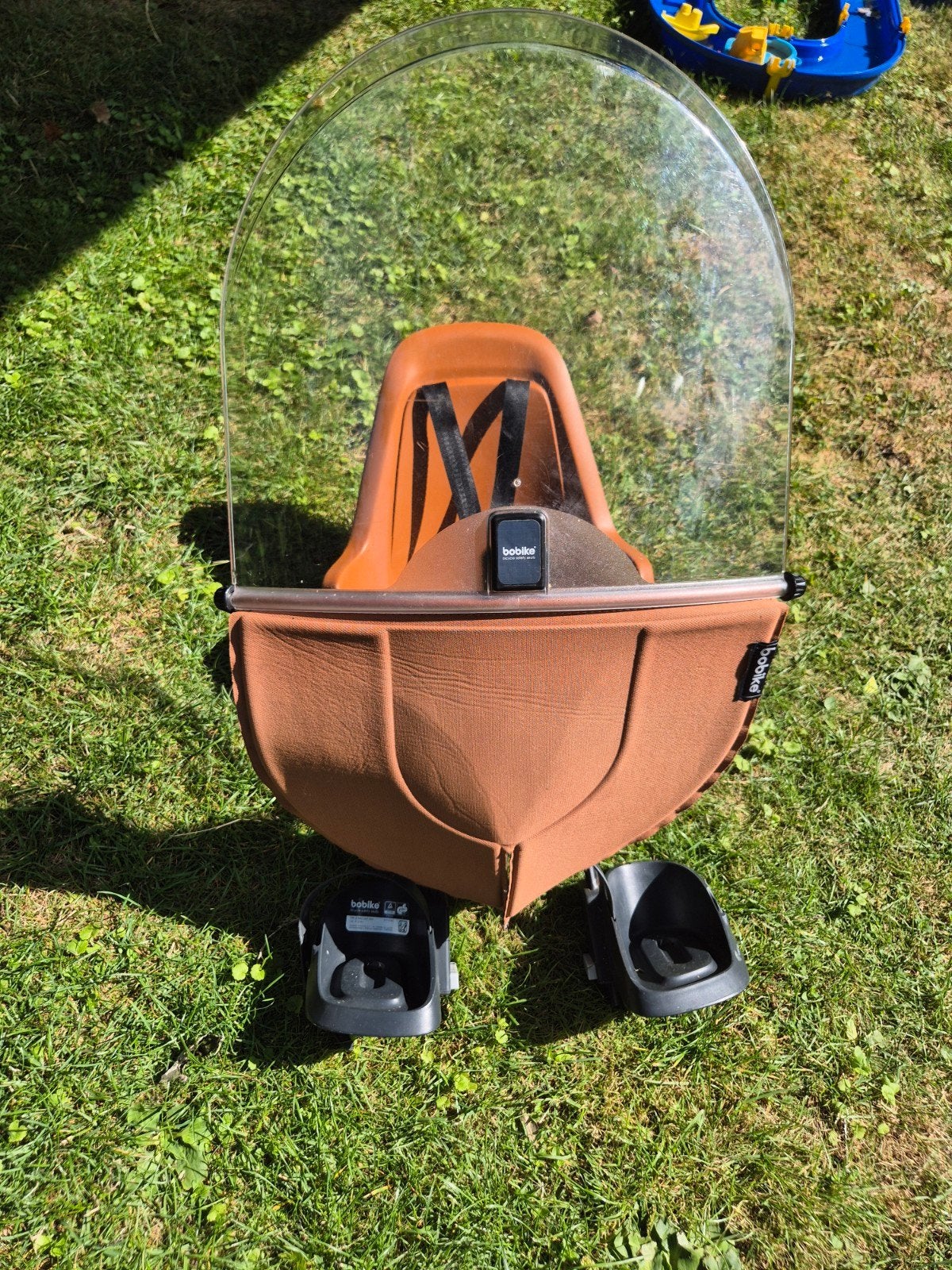 Bobike Mini fietszitje met windscherm, Ophalen of Verzenden, Bobike, Gebruikt, Voetsteuntjes