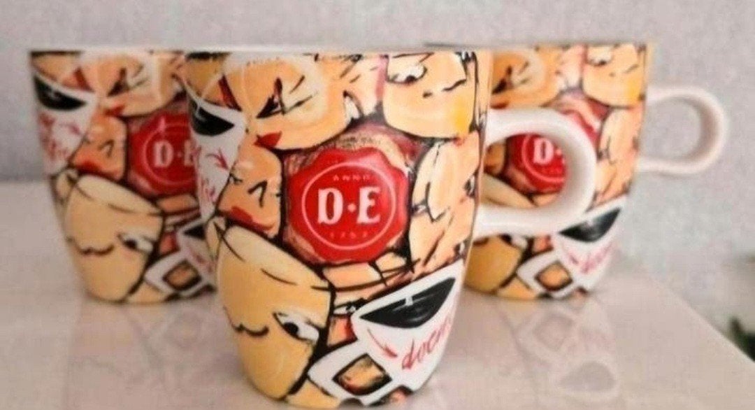 Drie Douwe Egberts senseobekers Selwyn Senatori, Ophalen of Verzenden, Zo goed als nieuw, Overige stijlen, Kop(pen) en/of Schotel(s)