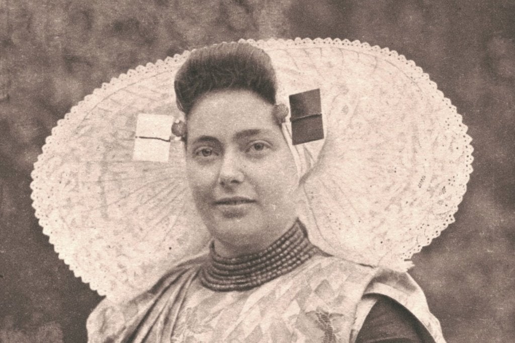 700434	Zuid Beveland	Klederdracht Nette kaart onbeschreven, Ophalen of Verzenden, 1920 tot 1940, Ongelopen, Zeeland