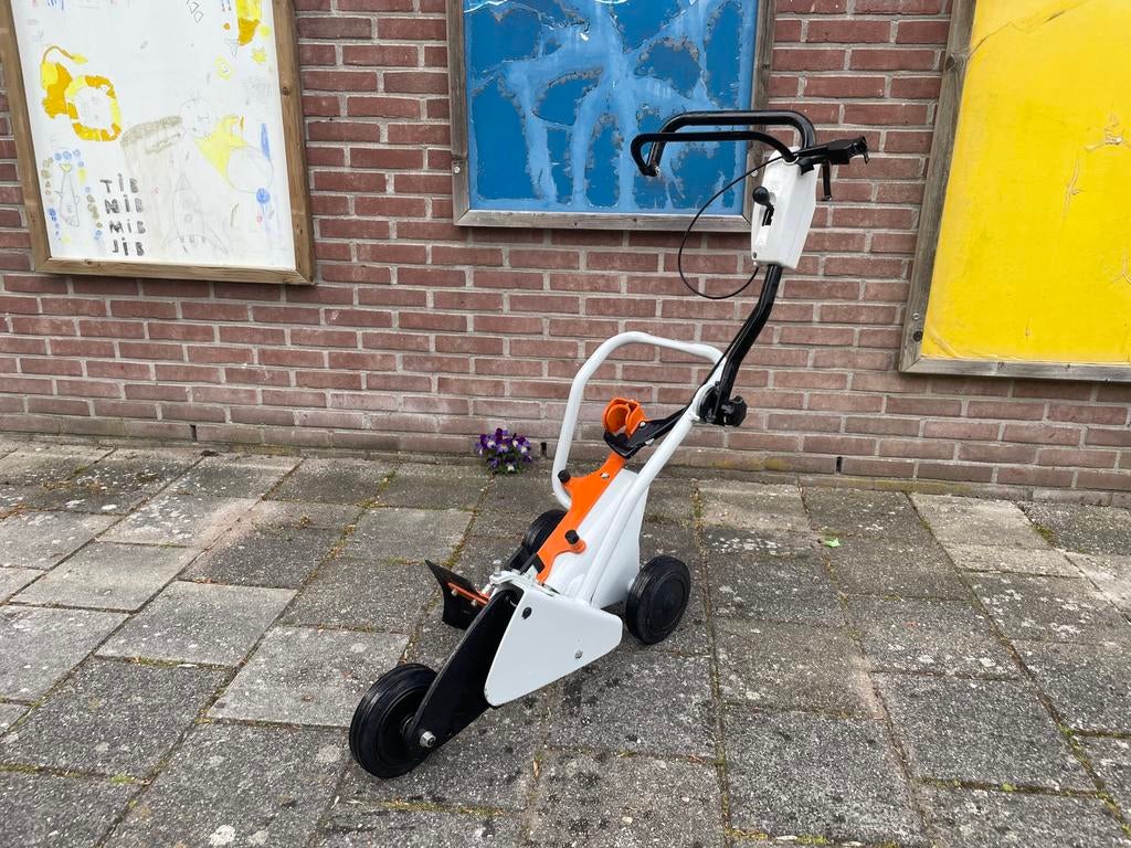 Stihl Slijpwagen FW20 met ombouwset Zgan, Ophalen, Zo goed als nieuw, Benzine