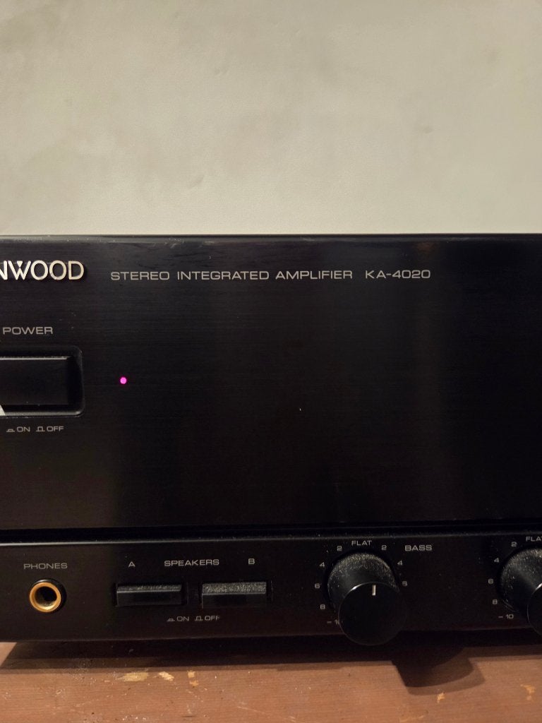 Kenwood KA-4020 Versterker, Zo goed als nieuw, 60 tot 120 watt, Stereo, Ophalen
