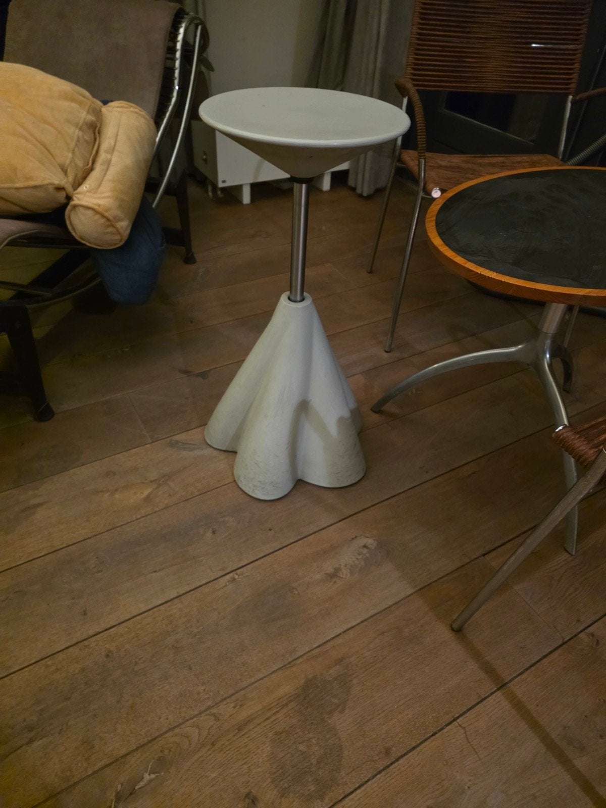 Philippe Starck Unieke design indispensabili draaikruk - Geb, Huis en Inrichting, Ophalen, Gebruikt, Rond, 60 cm of meer