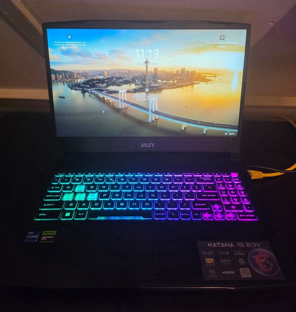 MSI Katana 15 B13V | i7 | RTX 4070 | 2TB | 16GB