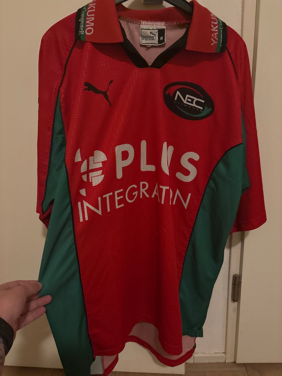 Puma NEC Nijmegen voetbalshirt rood/groen maat M, Ophalen, Voetbal, Gedragen, Meerkleurig