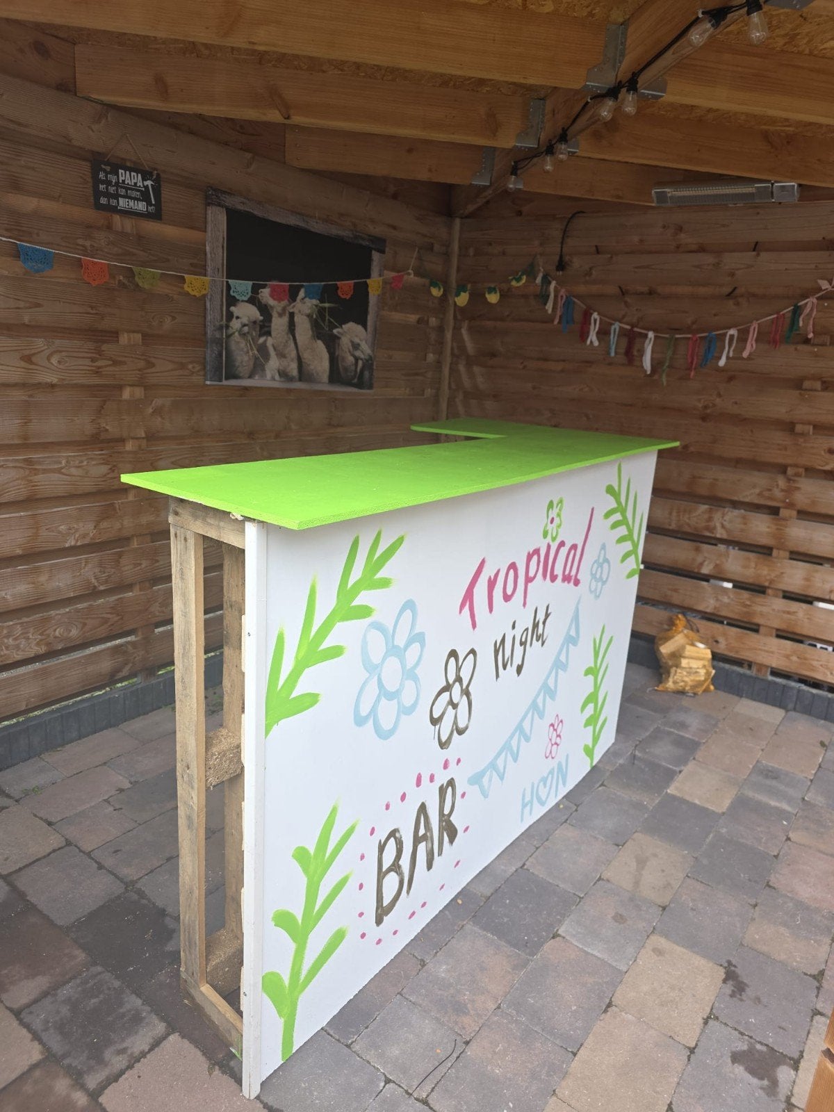 Bar tropical 2 meter bij 1, Ophalen, Gebruikt