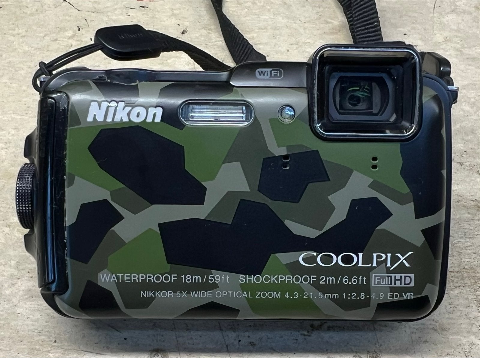 Nikon Coolpix AW120 - Robuuste compactcamera met WiFi, Compact, Ophalen of Verzenden, Zo goed als nieuw, 4 t/m 7 keer