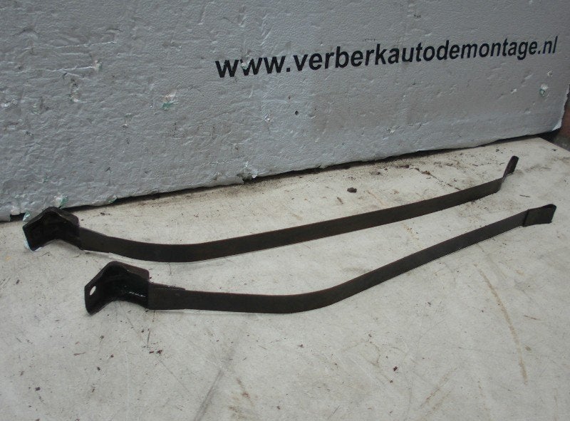 Tankband set. Ford Taunus (1969-01/..), Gebruikt, Henry-Ford-Straße  1, Köln 50735, , Duitsland, Ford-Werke GmbH, Kunden@ford.com