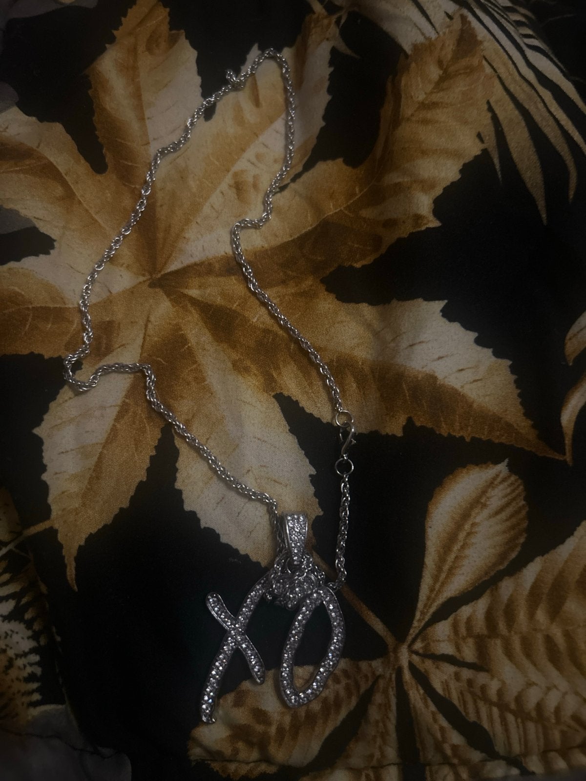 XO Ketting  The Weeknd- Zilverkleurig, Gebruikt, Ophalen of Verzenden, Zilver, Overige materialen