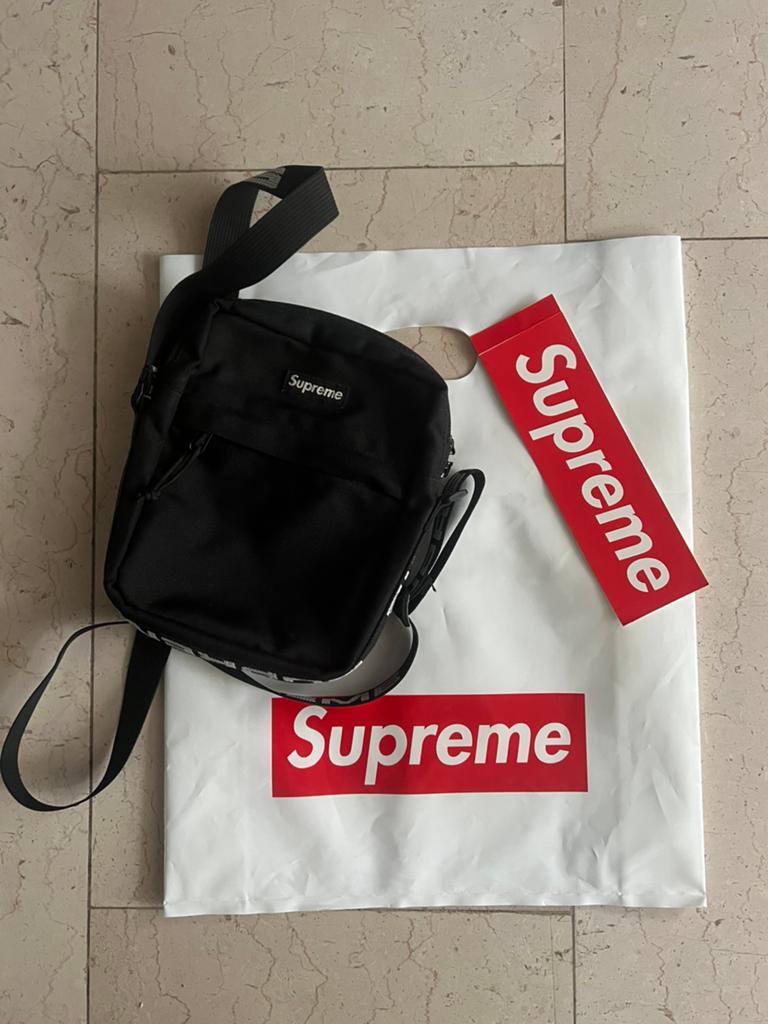 Supreme Shoulderbag SS18, Ophalen, Zwart