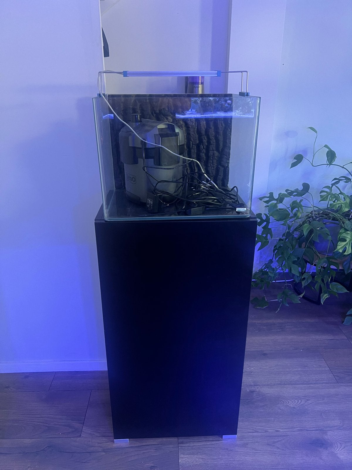 Dennerle aquarium 55L met onderkast en Twinstar 300 led, Ophalen, Nieuw, Leeg aquarium