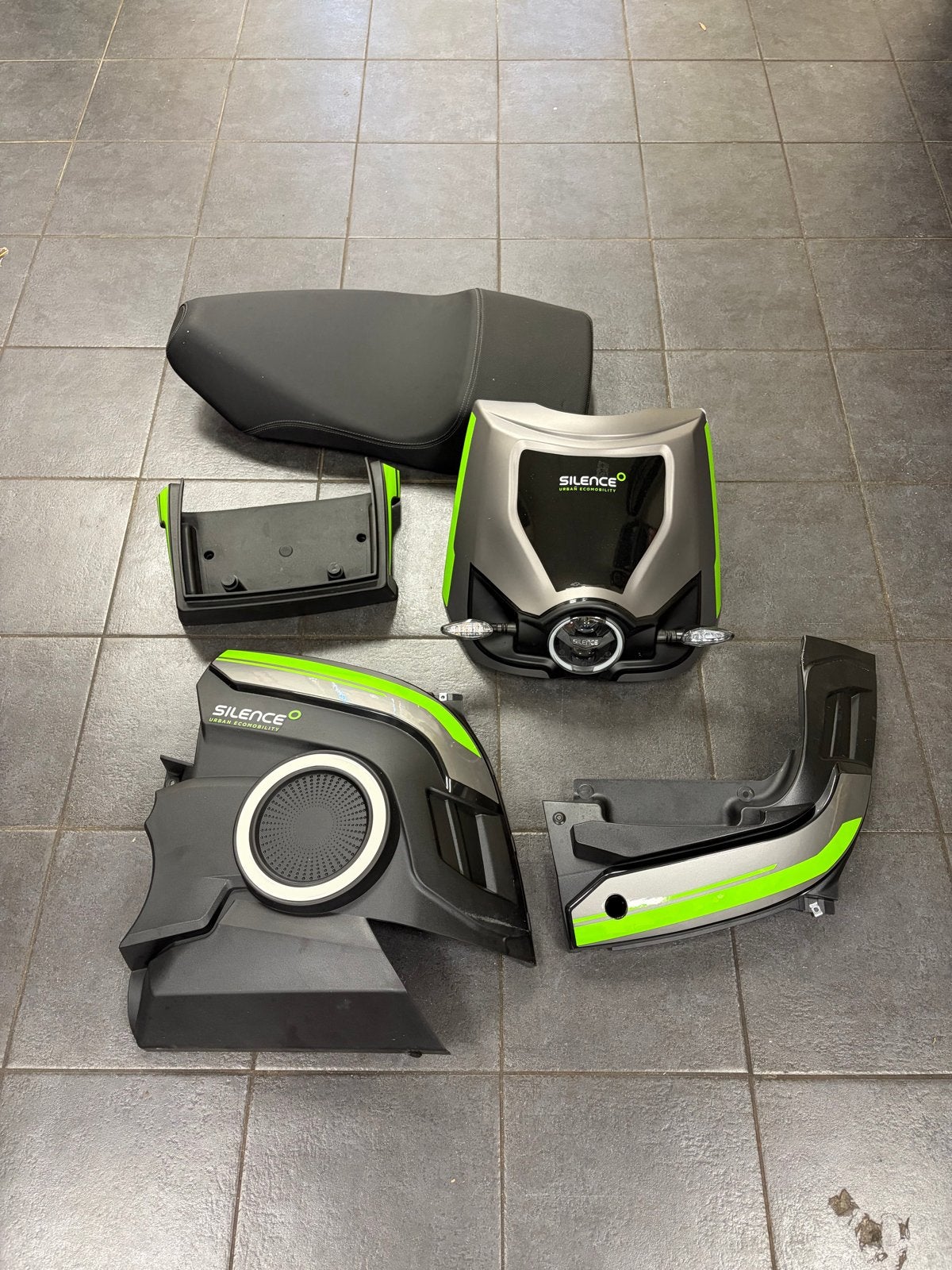 Kappenset Silence scooter - Zo goed als nieuw, Fietsen en Brommers, Ophalen, Zo goed als nieuw, Kap, Overige merken