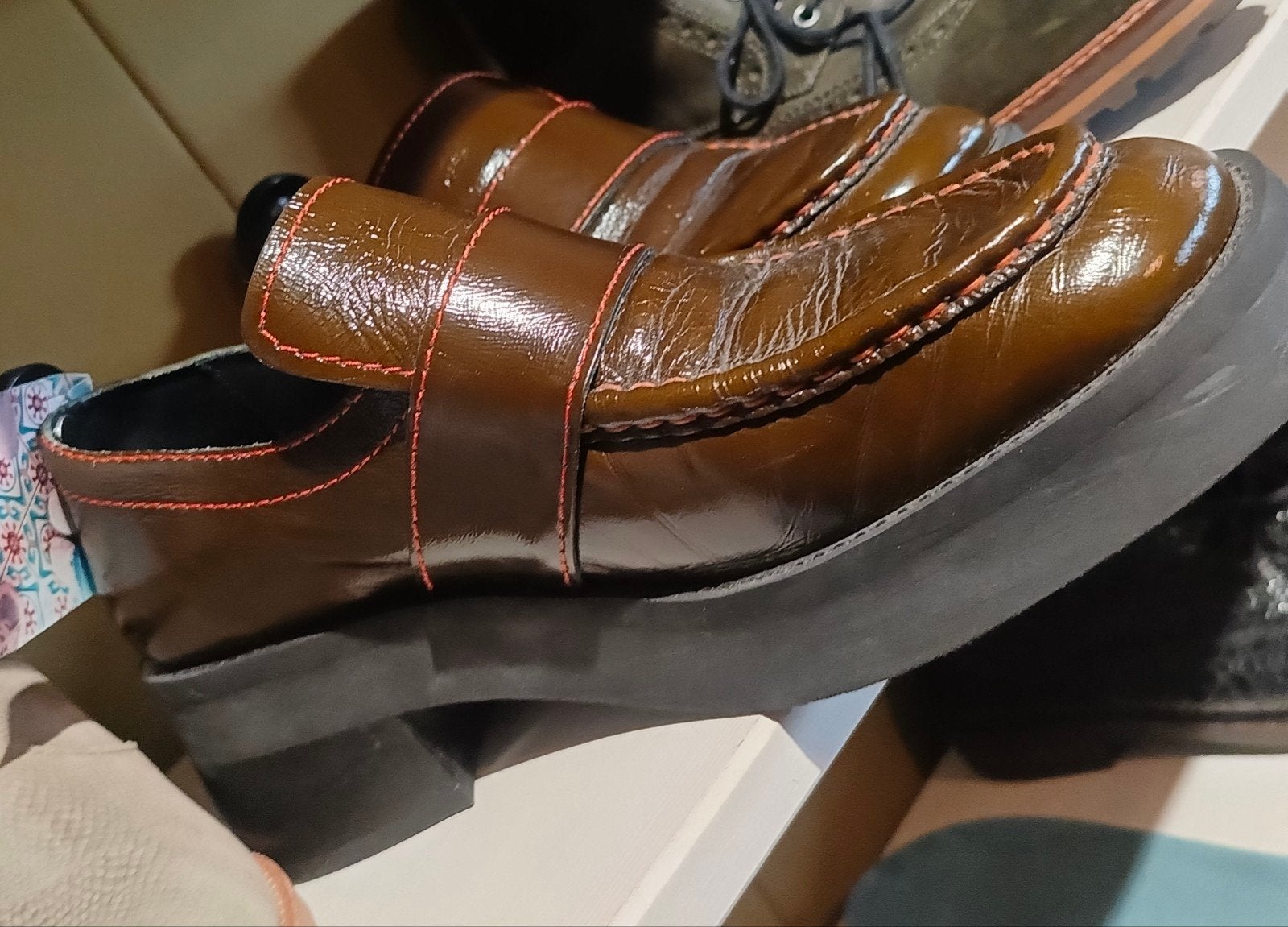 Miista
Lib leren loafers met plateauzool
Lib leren loafers, Kleding | Dames, Bruin, Instappers, Zo goed als nieuw, Miista