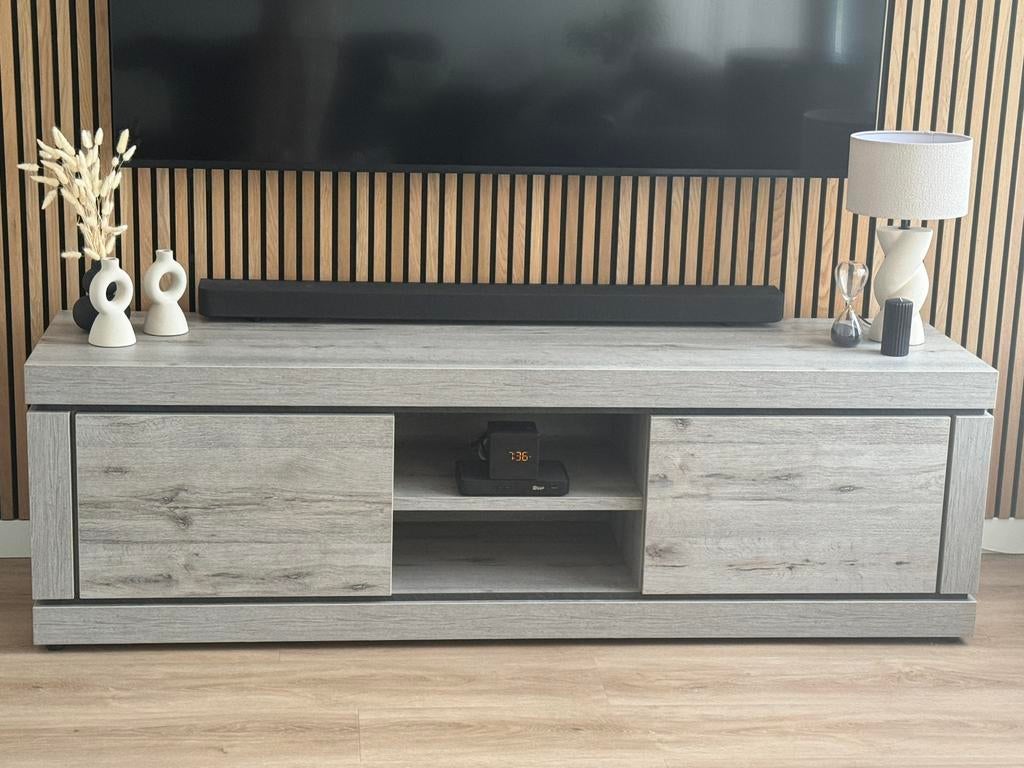 TV Meubel, Ophalen, 150 tot 200 cm, Zo goed als nieuw, Minder dan 100 cm
