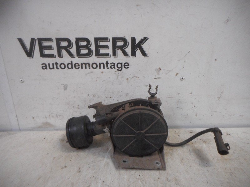 Luchtpomp Opel Corsa B (73/78/79) (1994-09/2000-09) 90531962, Gebruikt, Bahnhofsplatz, Rüsselsheim am Main 65423, , Duitsland