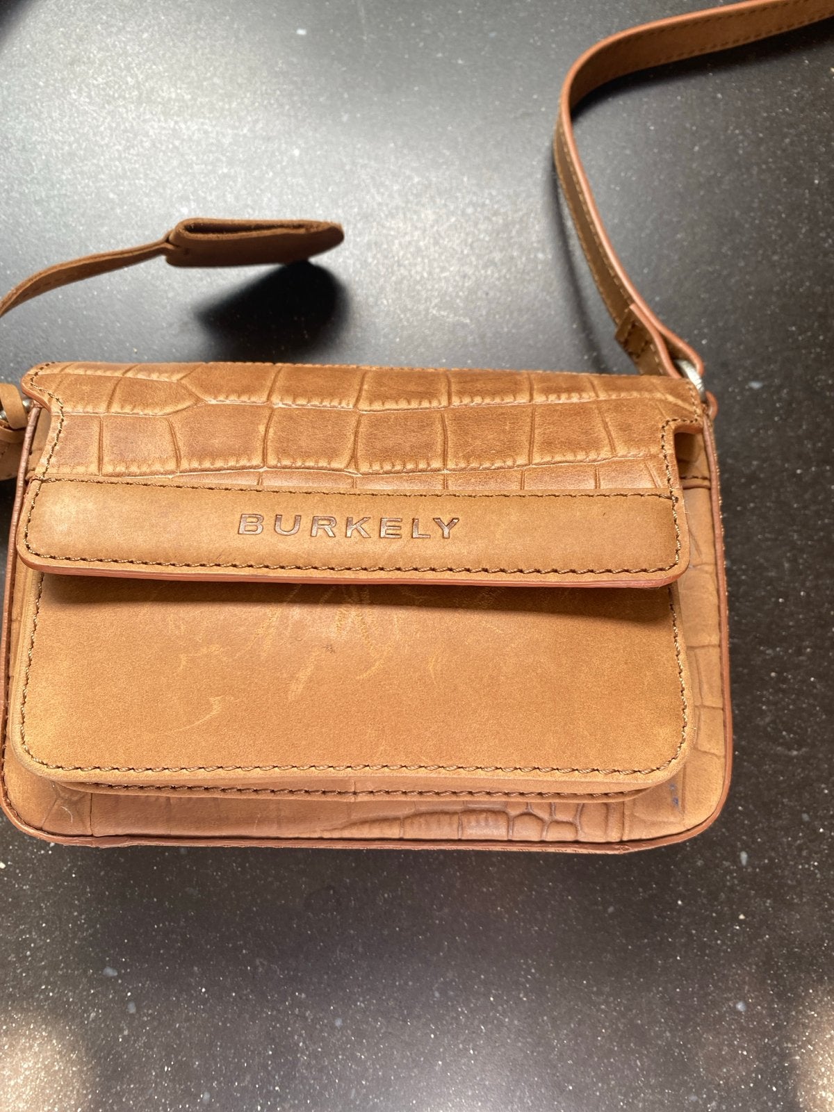Burkely schoudertasje van leer in cognac kleur, Ophalen of Verzenden, Nieuw, Bruin, Schoudertasje