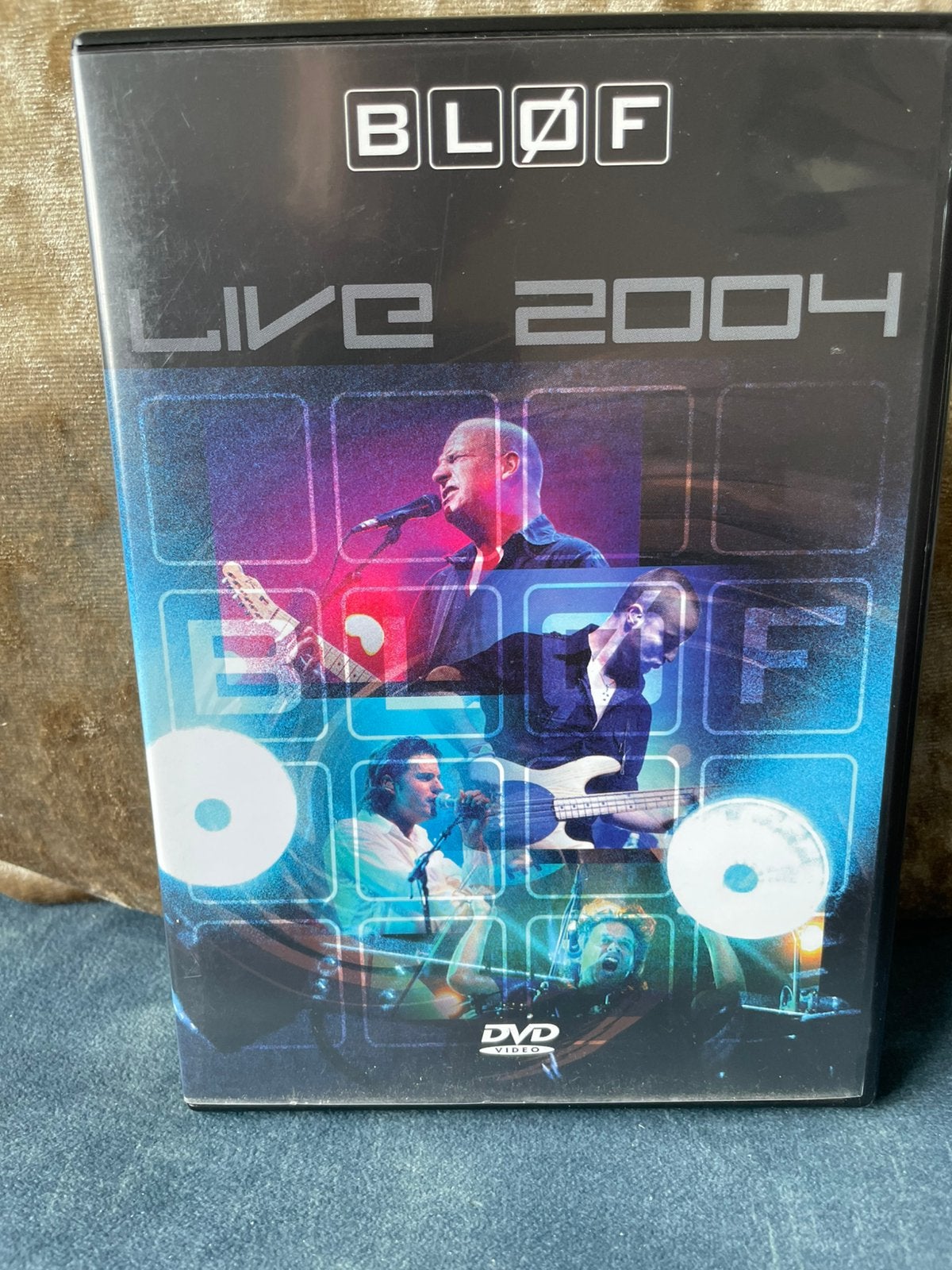 9 DVD's assortiment series , cabaret en muziek, Ophalen of Verzenden, Gebruikt, Muziek en Concerten
