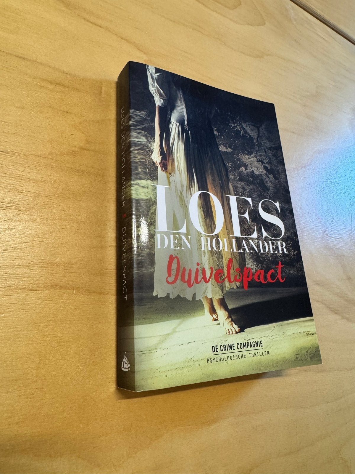 Loes den Hollander - Duivelspact (Psychologische thriller), Ophalen of Verzenden, Zo goed als nieuw
