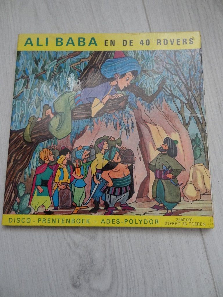 Ali Baba en de 40 rovers disco prentenboek, Ophalen of Verzenden, Gelezen