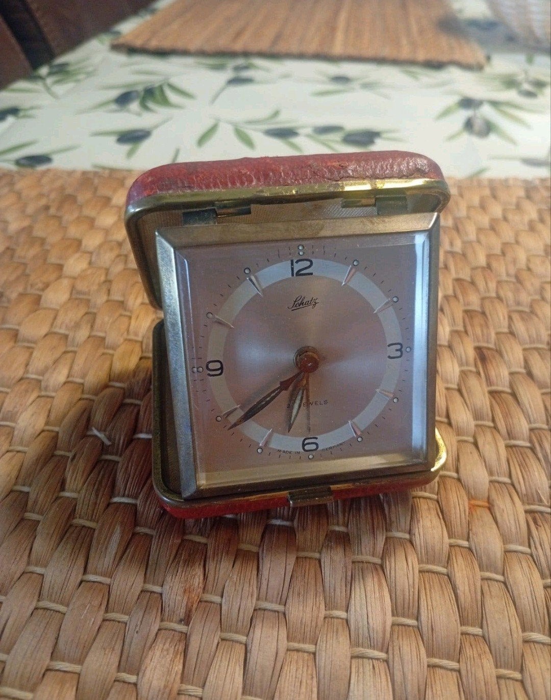 Vintage Schatz reiswekker in rood leren etui, Ophalen of Verzenden