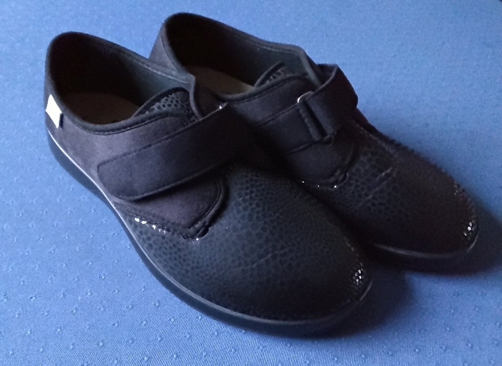 Luxe zwarte verbandschoenen stretch Varomed Zürich maat 43, Ophalen, Zo goed als nieuw