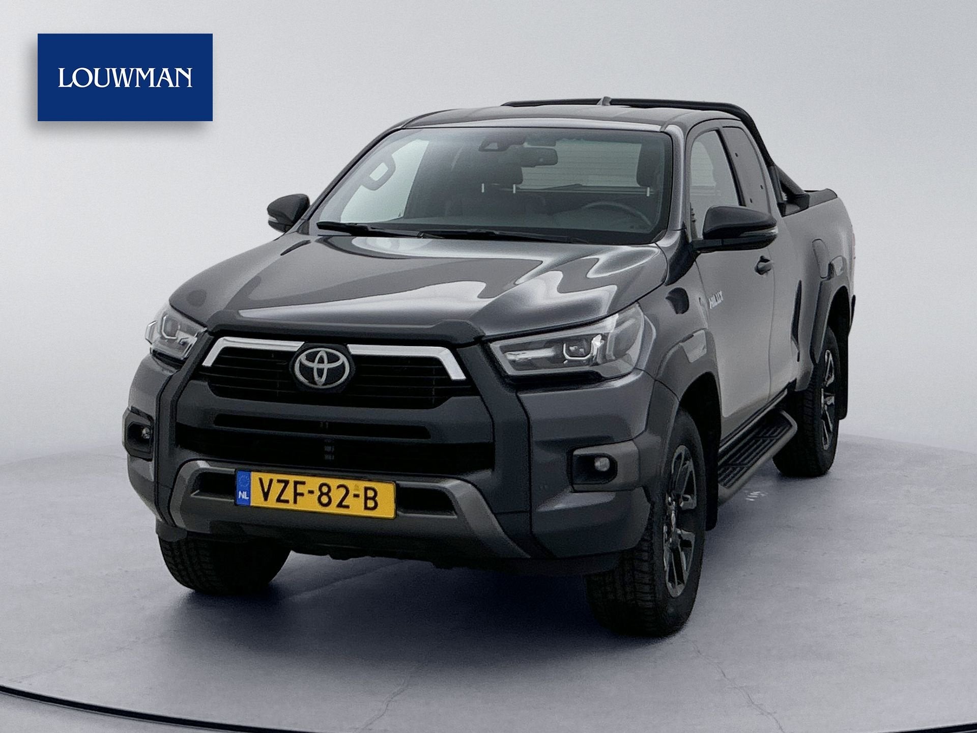 Toyota Hilux 2.8 D-4D Xtra Cab Invincible Leder Trekhaak 3.5, Auto's, Automaat, Dealer onderhouden, Gebruikt, 4 cilinders