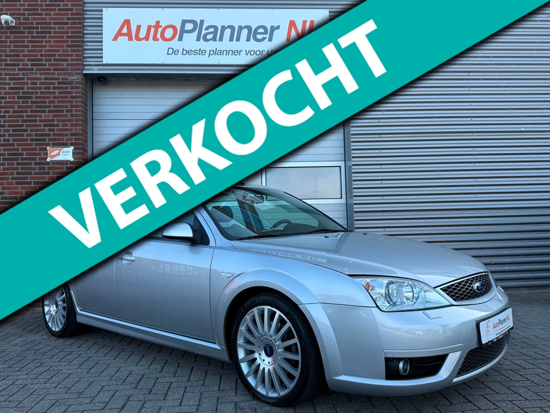 Ford Mondeo 3.0 V6 ST220! Cruise! Navi! Recaro! 1e Eigen.!, Auto's, Ford, Voorwielaandrijving, Gebruikt, Zwart, Mondeo