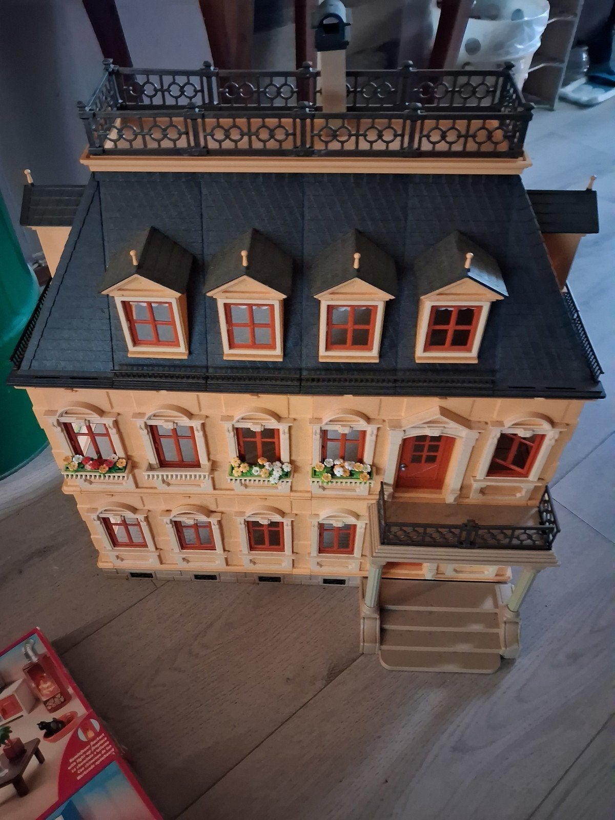 Foto 3 van Grote Playmobil collectie met poppenhuis en diverse sets