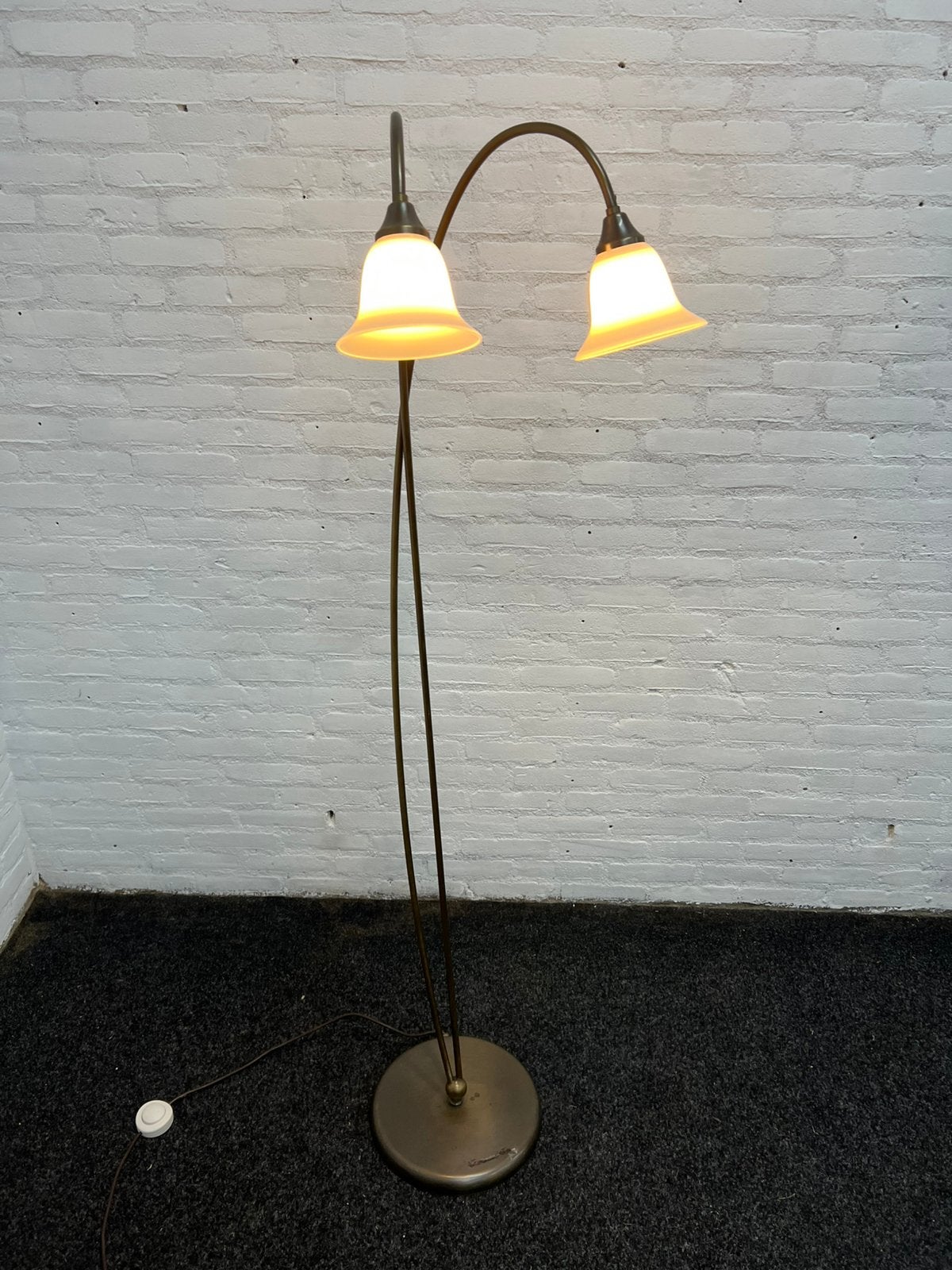 Te Koop : Staande Vloerlamp Twee Kelken Vloer Lamp, Ophalen, Gebruikt, 150 tot 200 cm