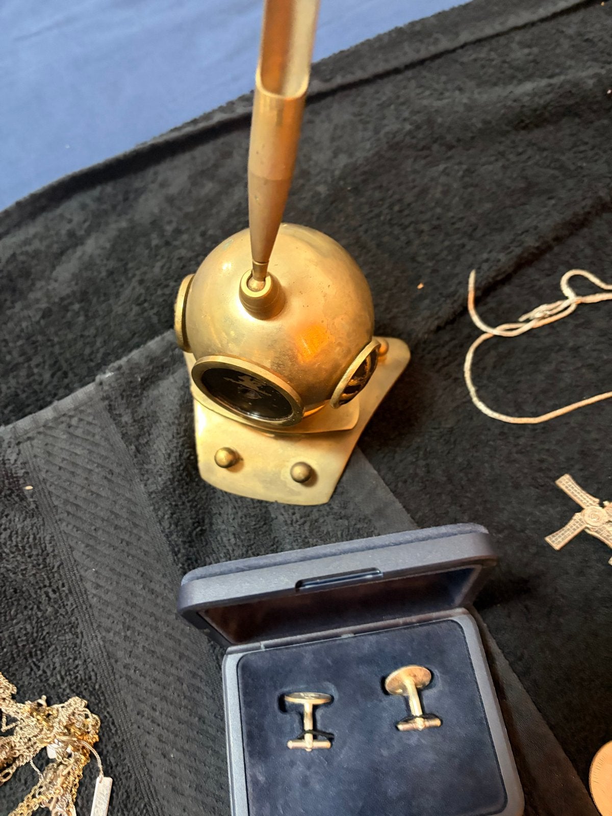 Vintage duikerhelm pennenhouder & manchetknopen, Sieraden, Tassen en Uiterlijk, Ophalen of Verzenden, Gebruikt, Overige materialen