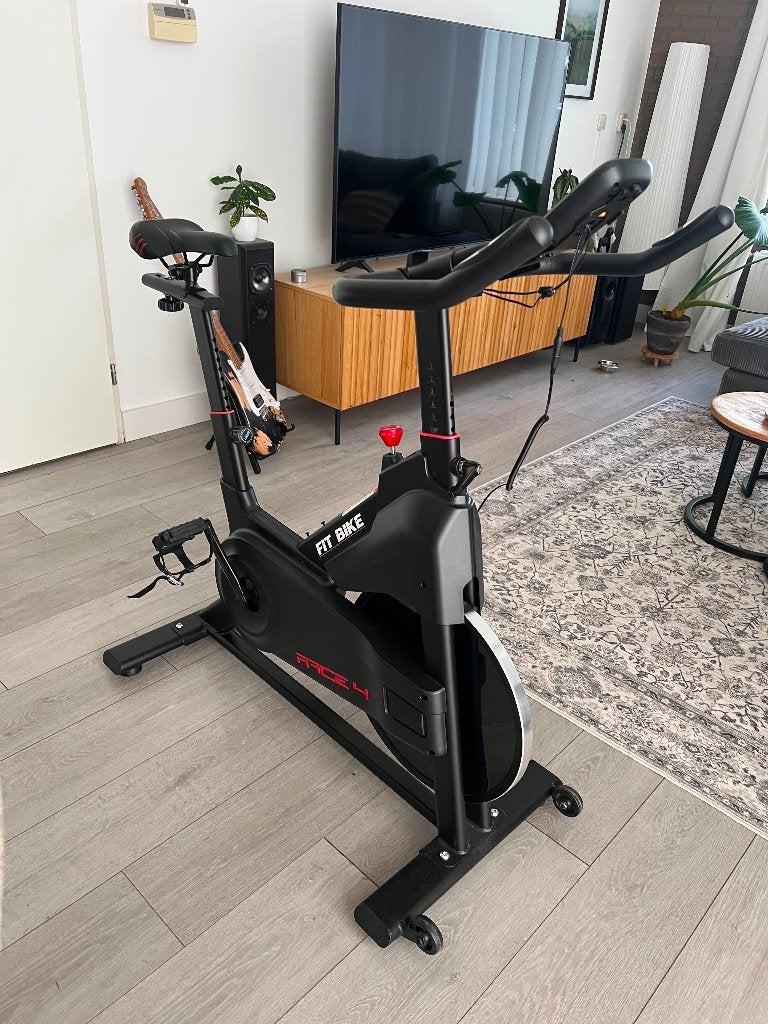 FitBike Race 4 fiets |  Bluetooth + magneetweerstand, Ophalen, Spinningfiets, Zo goed als nieuw, Metaal
