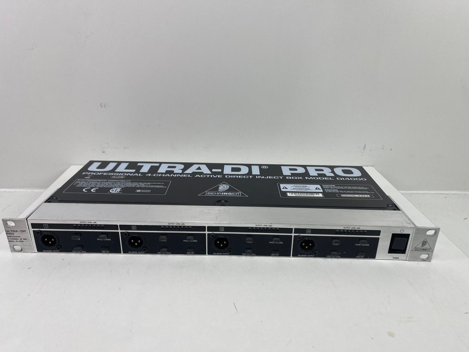 Behringer DI4000 Ultra-DI Pro 4-Channel DI Box   ZGAN, Ophalen, Zo goed als nieuw, Audio