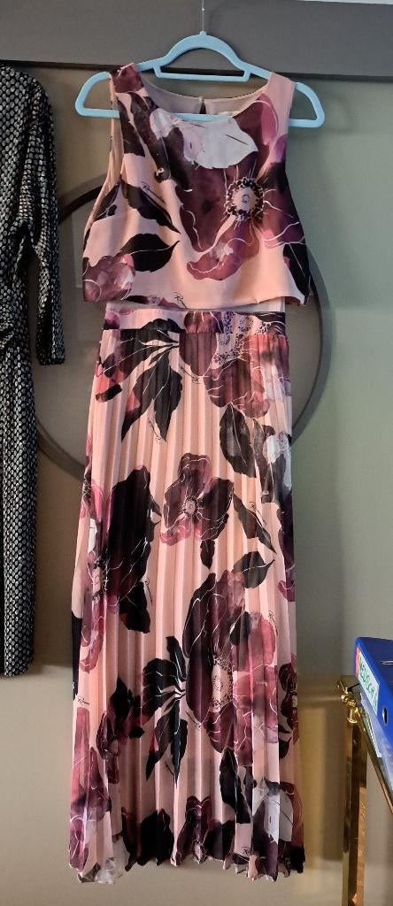 Rinascimento, maxi jurk, M, Kleding | Dames, Gelegenheidskleding, Zo goed als nieuw, Galajurk, Maat 38/40 (M), Roze, Ophalen of Verzenden