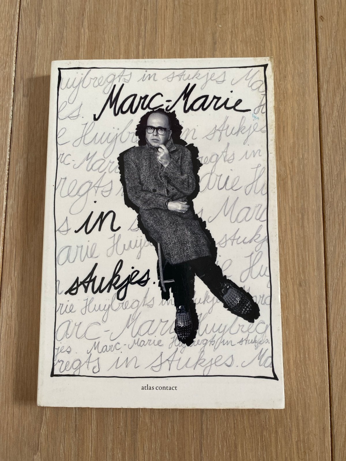 Marc-Marie Huijbregts in stukjes - Boek, Ophalen of Verzenden, Gelezen, Nederland