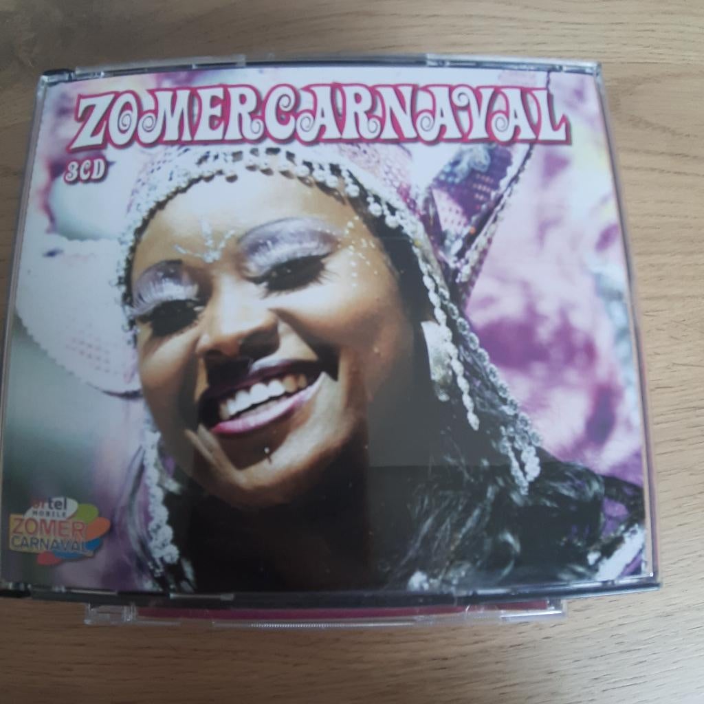 Triple CD Zomercarnaval, Cd's en Dvd's, Cd's | Verzamelalbums, Zo goed als nieuw, Latin en Salsa, Ophalen of Verzenden