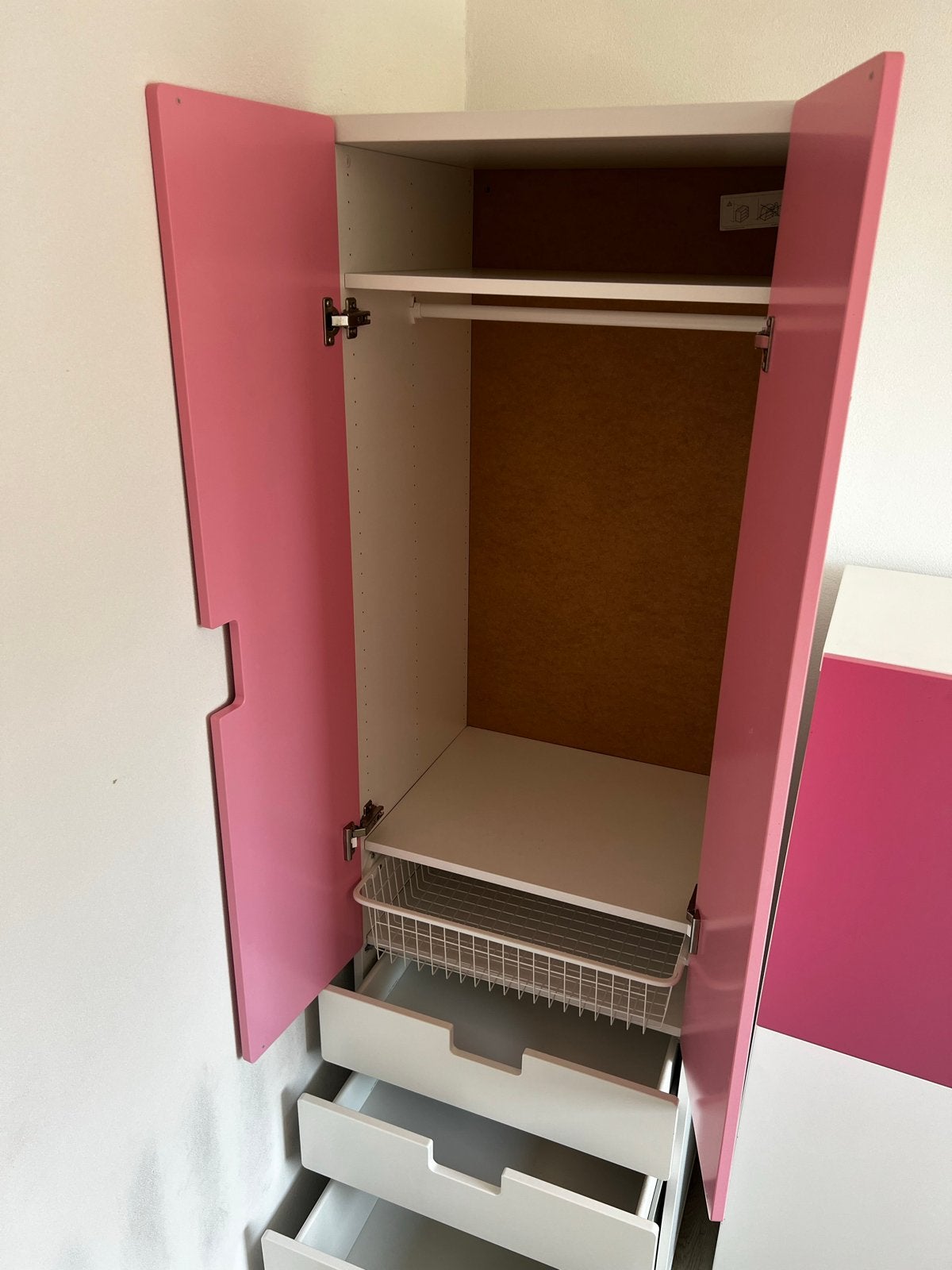 Ikea Stuva! Kledingkast met lades en planken - Roze/Wit, Ophalen, Gebruikt, 50 tot 100 cm, Met lade(s)
