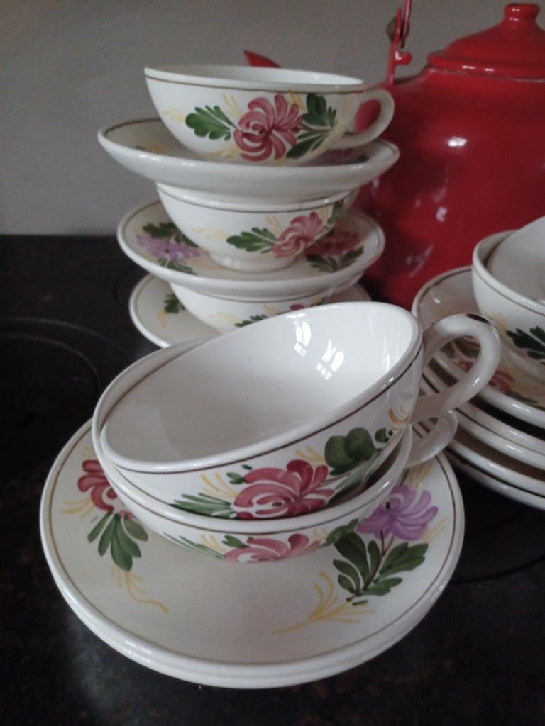8 kop+ schotel kamperfoelie boerenbont societe ceramique, Antiek en Kunst, Antiek | Servies los, Ophalen of Verzenden