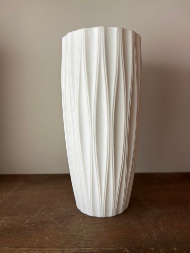 Hutschenreuther Porseleinen Vaas - Wit, Geribbeld Design, Ophalen of Verzenden
