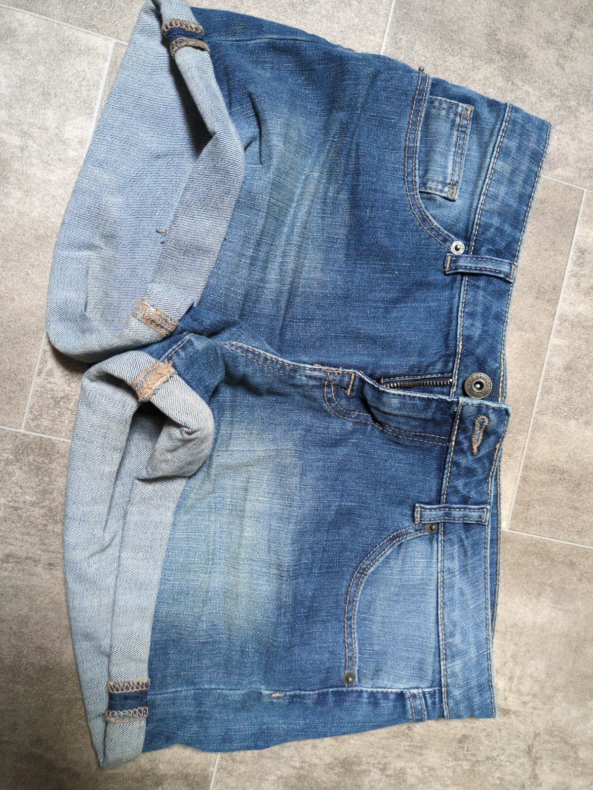 The Sting spijkerbroekje maat S, Kleding | Dames, Broeken en Pantalons, Gedragen, Maat 38/40 (M), Blauw, Kort, Ophalen of Verzenden