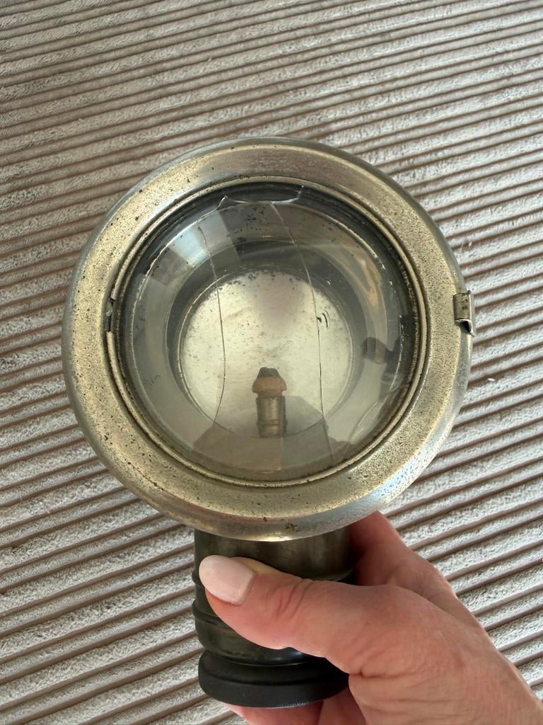 Antieke fietslamp - Invicta, Fietsen en Brommers, Ophalen, Gebruikt
