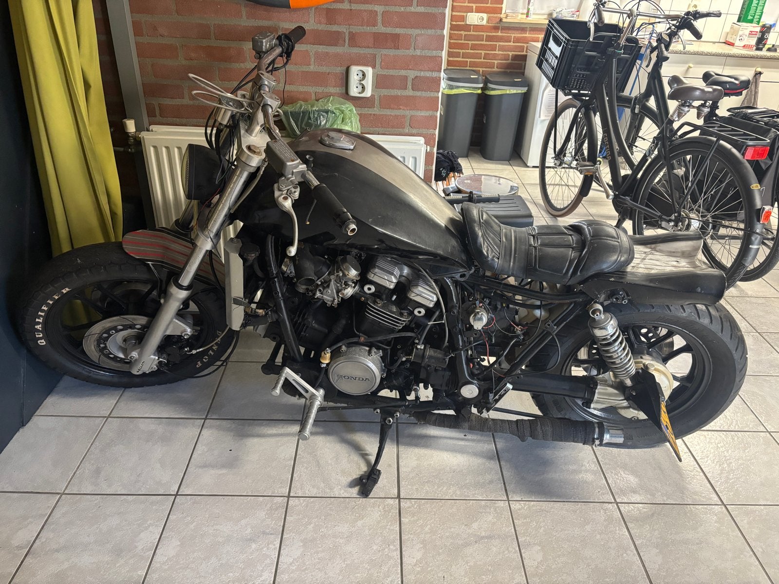Honda Magna VF 1100 Custom, Cardan-aandrijving, 4 cilinders, Gebruikt, Particulier