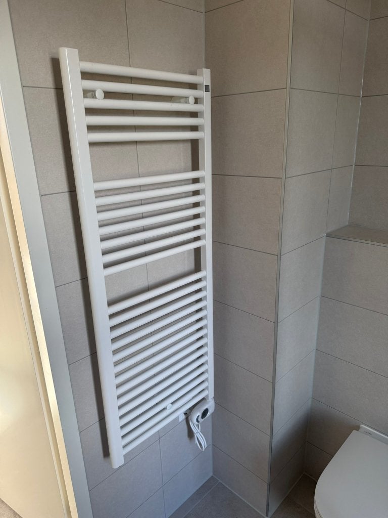 Zehnder Aura BPEZ-120-50/MQ Elektrische Radiator 750W, Ophalen, Radiator, Nieuw, Minder dan 60 cm