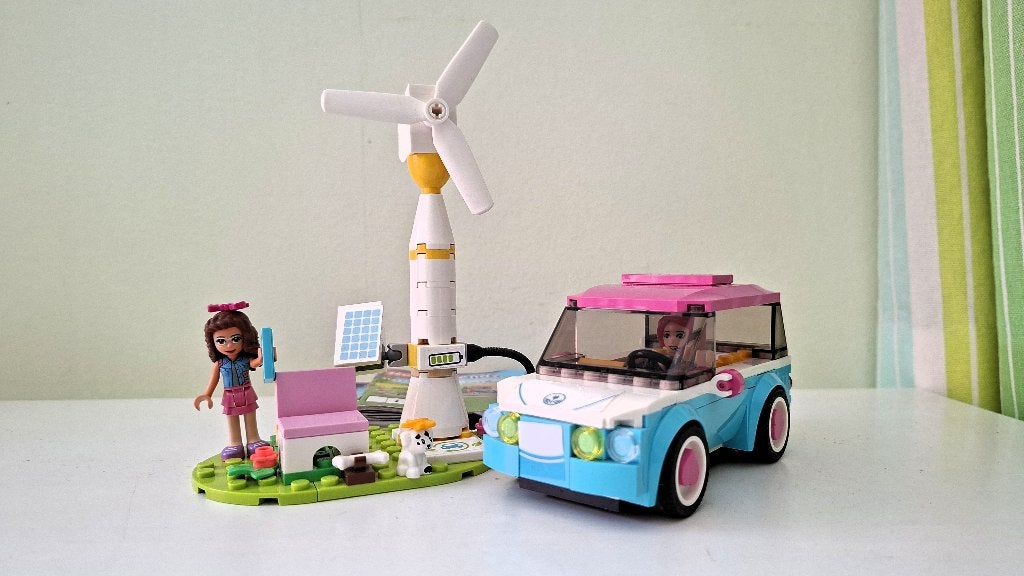 Lego Friends 41443 Olivia’s elektrische auto incl. boekjes, Lego, Friends, Ophalen of Verzenden, Zo goed als nieuw