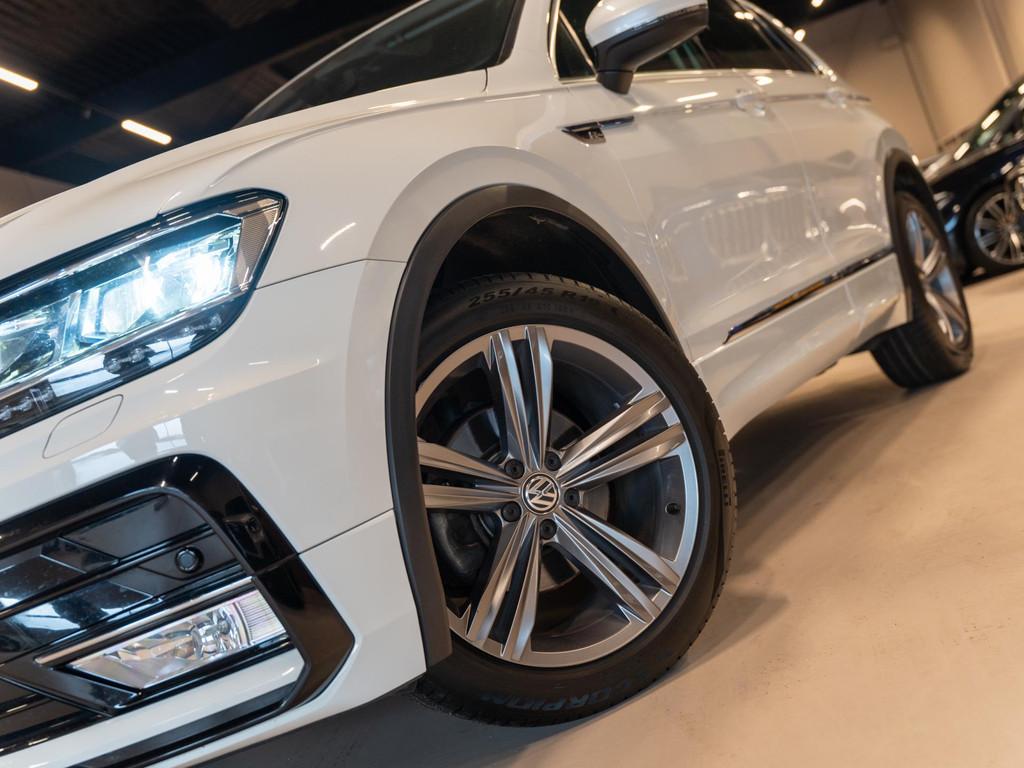 Volkswagen Tiguan 1.4 TSI R-Line, Led, Clima, Multistuur, Pr, Auto's, Volkswagen, Gebruikt, 4 cilinders, Wit, Handgeschakeld
